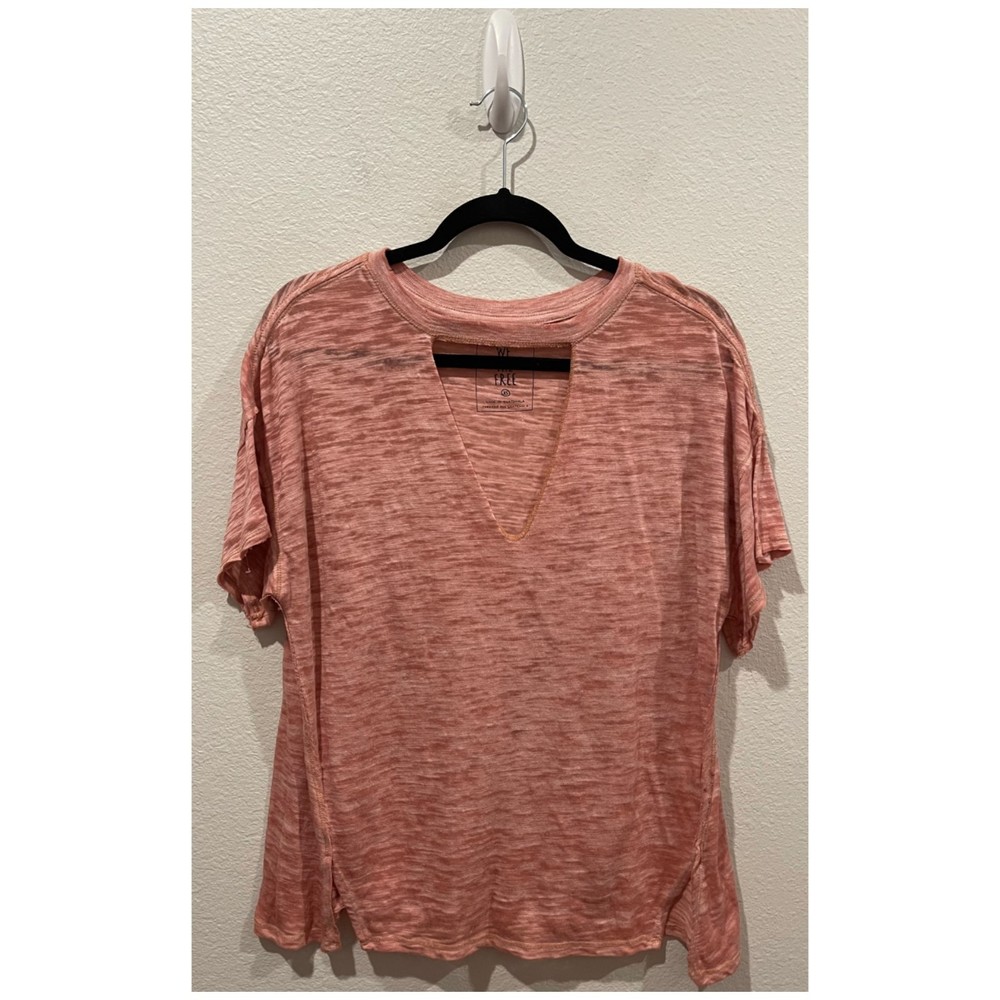 WE THE FREE V-Neck Brown Short Sleeve T-Shirt